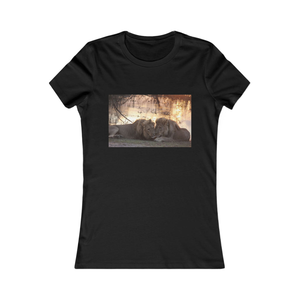 Women's T-Shirt, Lion Graphic Shirt, Gift for Nature Lovers