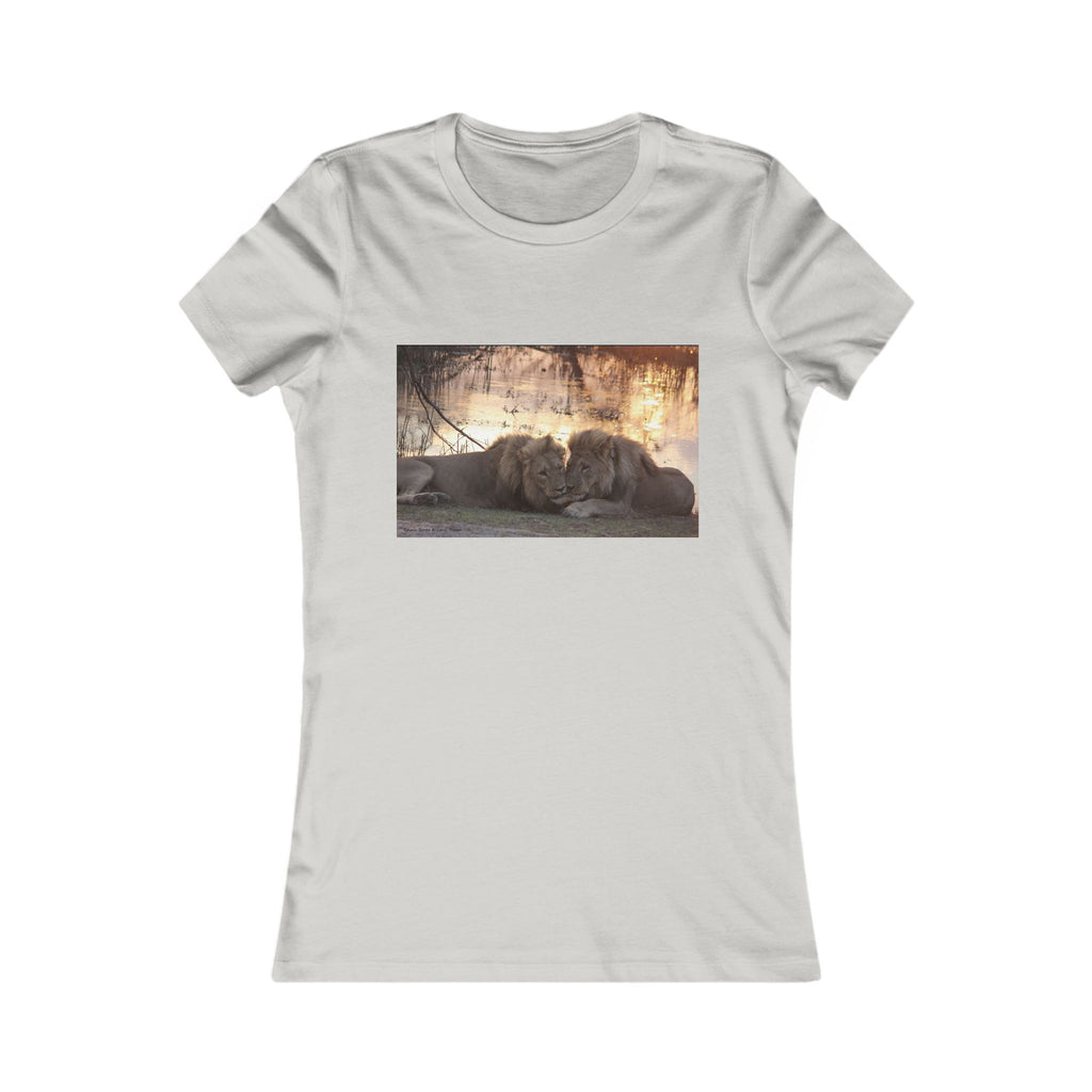 Women's T-Shirt, Lion Graphic Shirt, Gift for Nature Lovers